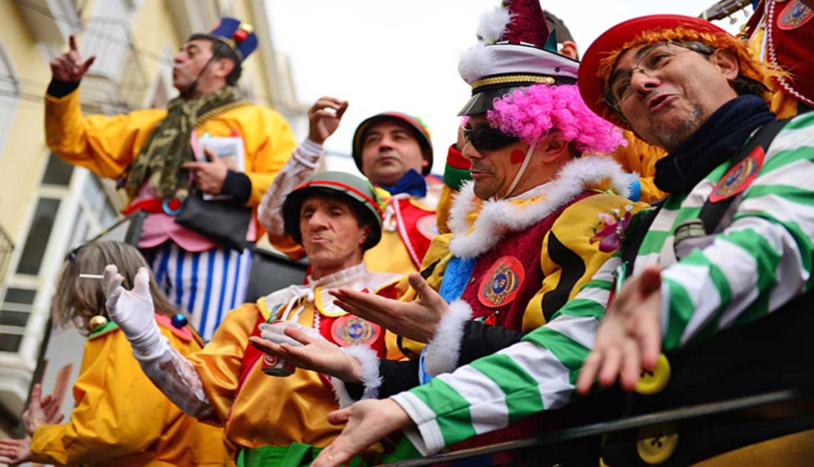Cadiz during Carnival - Photo by: www.andalucia.org