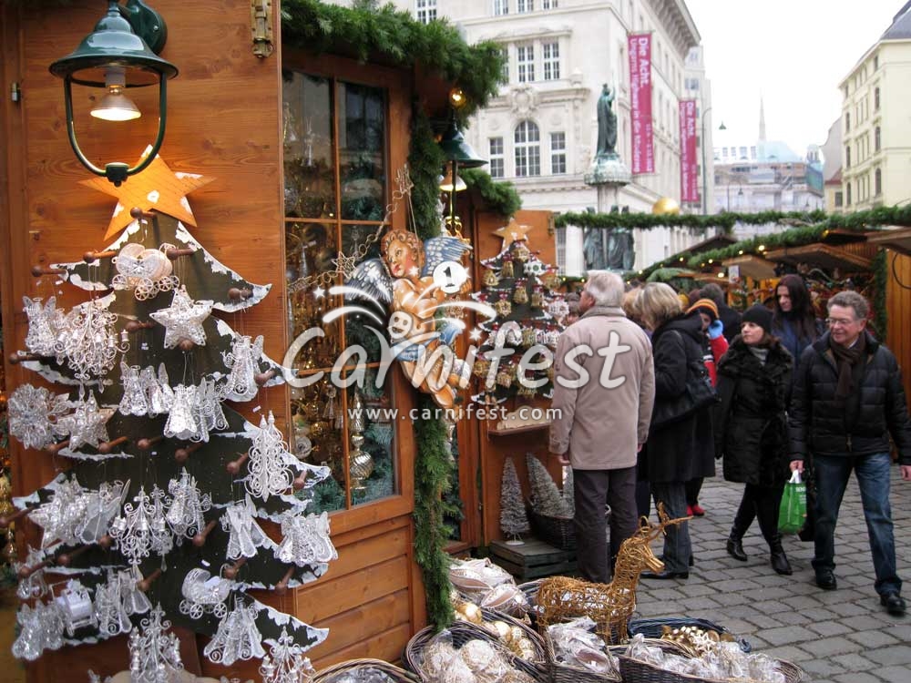 Christmas market - CarniFest Online Photo © All Rights Reserved