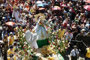 Fiesta de la Virgen de Urkupiña (Urkapinia) festival) - Photo by: www.urcupina.com